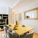 Palais Royal - Etienne Marcel 아파트