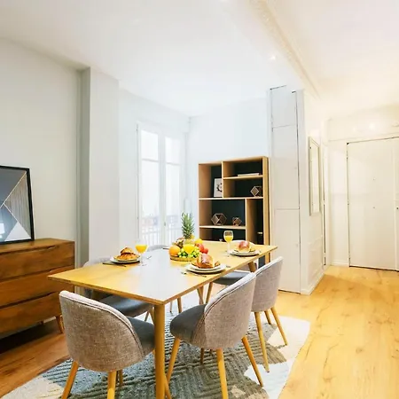 Palais Royal - Etienne Marcel Parijs